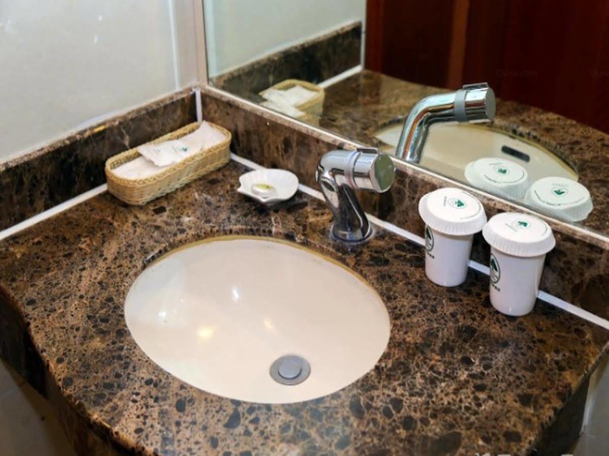 Greentree Inn Jiangsu Wuxi Hubin Business Street Business Hotel Dış mekan fotoğraf